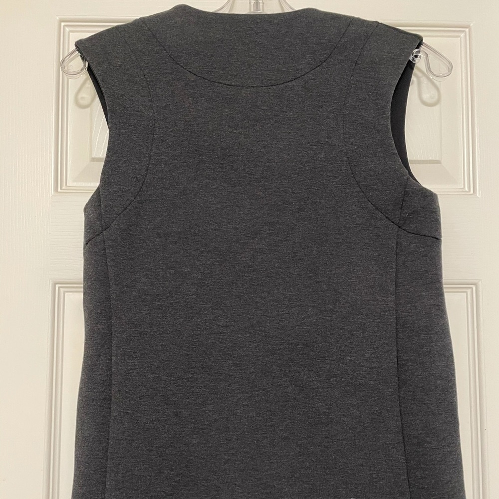 Rare Lululemon charcoal vest - Picture 13 of 14